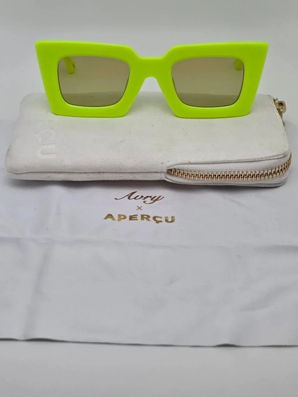 Apercu x Avry Passion Fruit First Edition Neon Green Frame Green Lens Sungalsses
